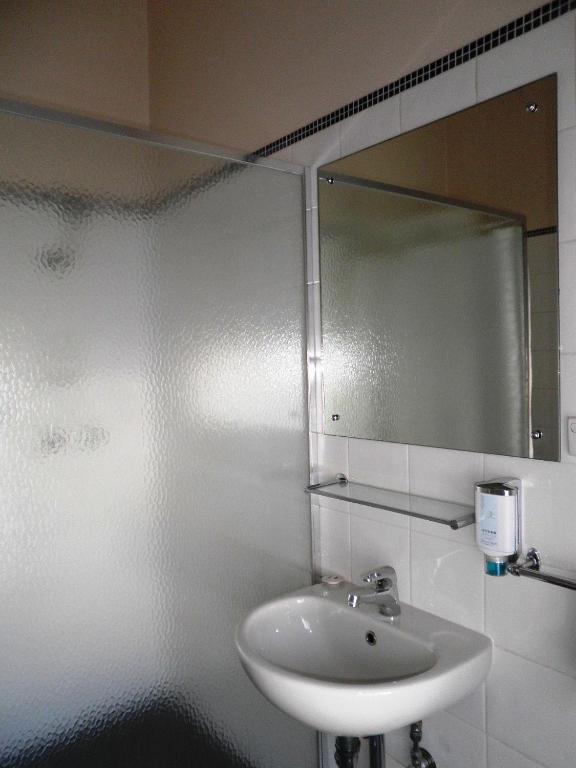 Princes Lodge Motel Adelaide Quarto foto